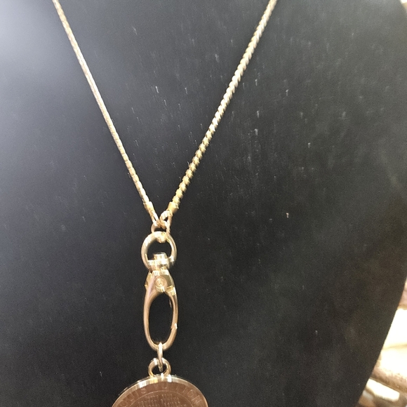 Trunks and Bag Zipper Pull Necklace on 30" chain. - Picture 4 of 4